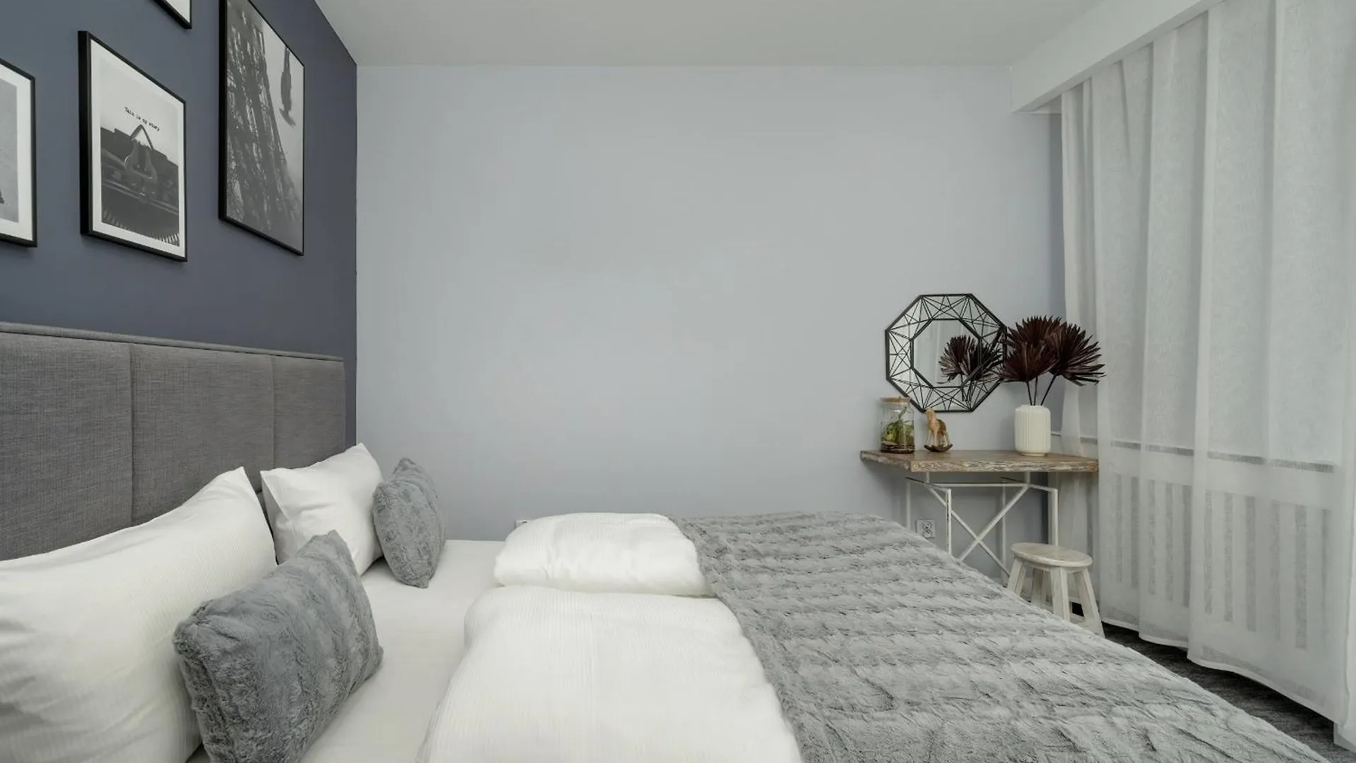 Modern Apartment With Terrace And Free Garage By Noclegi Renters Wroclaw 0*,