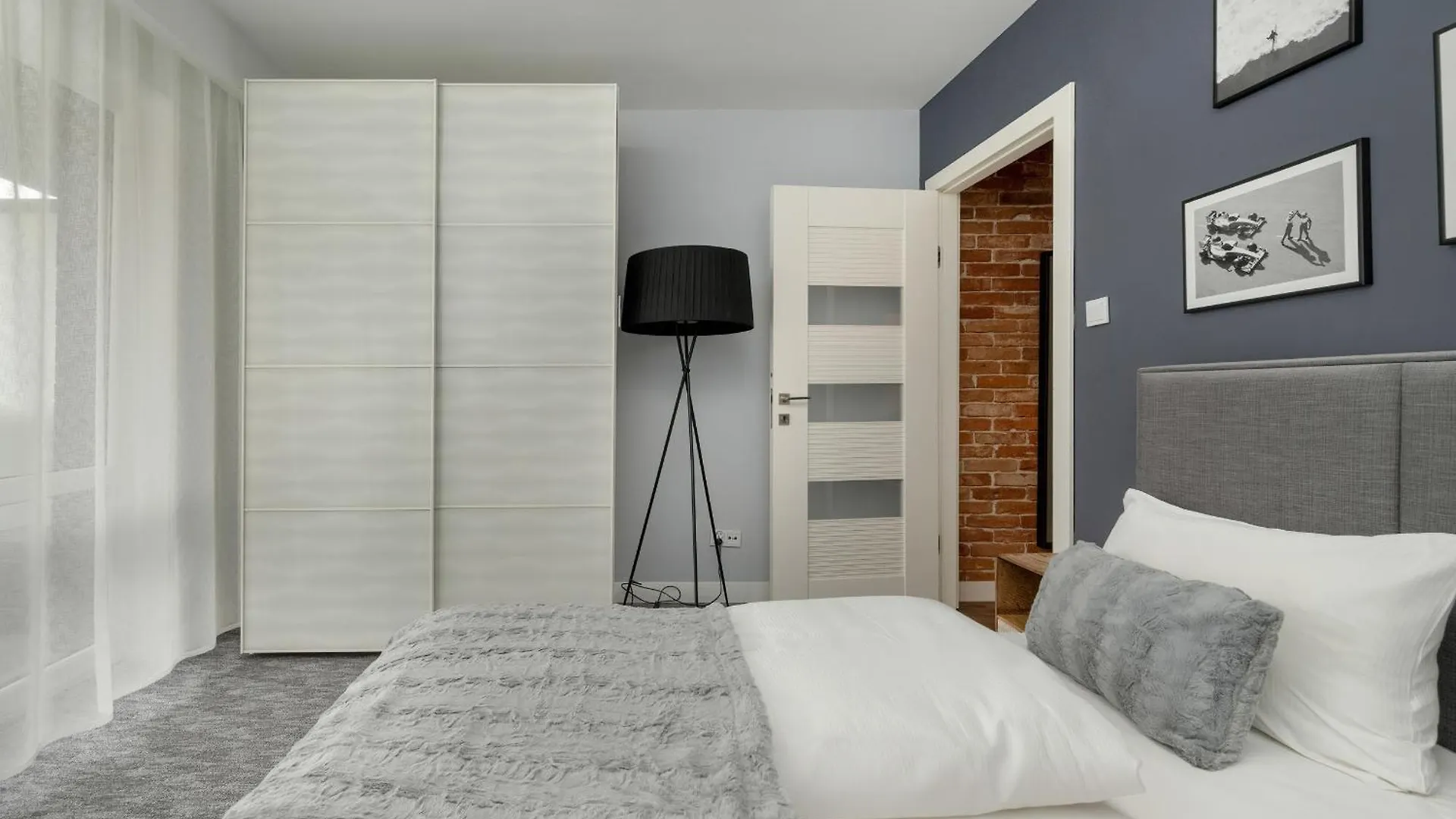 Modern Apartment With Terrace And Free Garage By Noclegi Renters Wroclaw