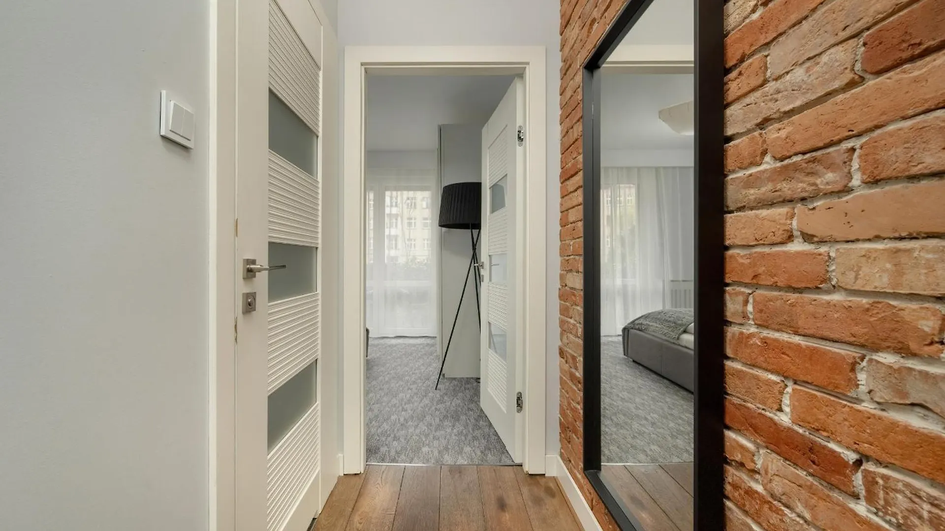Modern Apartment With Terrace And Free Garage By Noclegi Renters Wroclaw