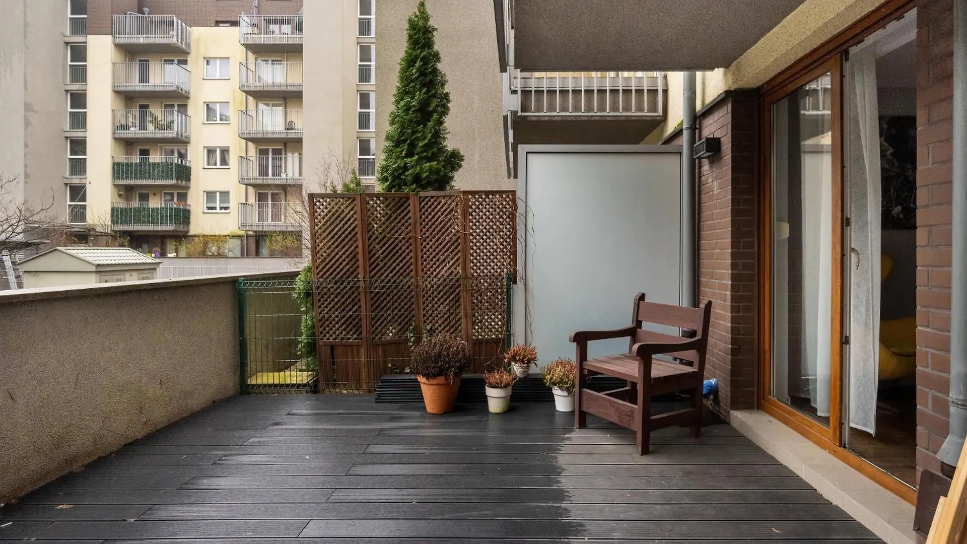 Modern Apartment With Terrace And Free Garage By Noclegi Renters Wroclaw Poland